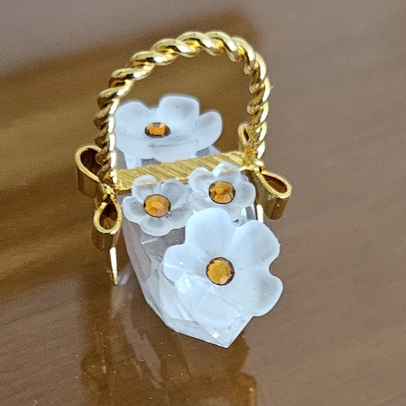 Swarovski Basket Of Flowers with Gold Accents - Picture 2 of 3